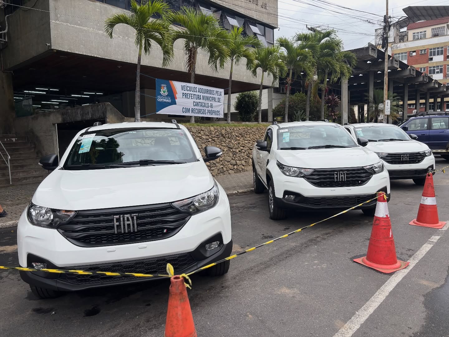CANTAGALO RENOVA FROTA DA SECRETARIA DE OBRAS COM RECURSOS PRÓPRIOS