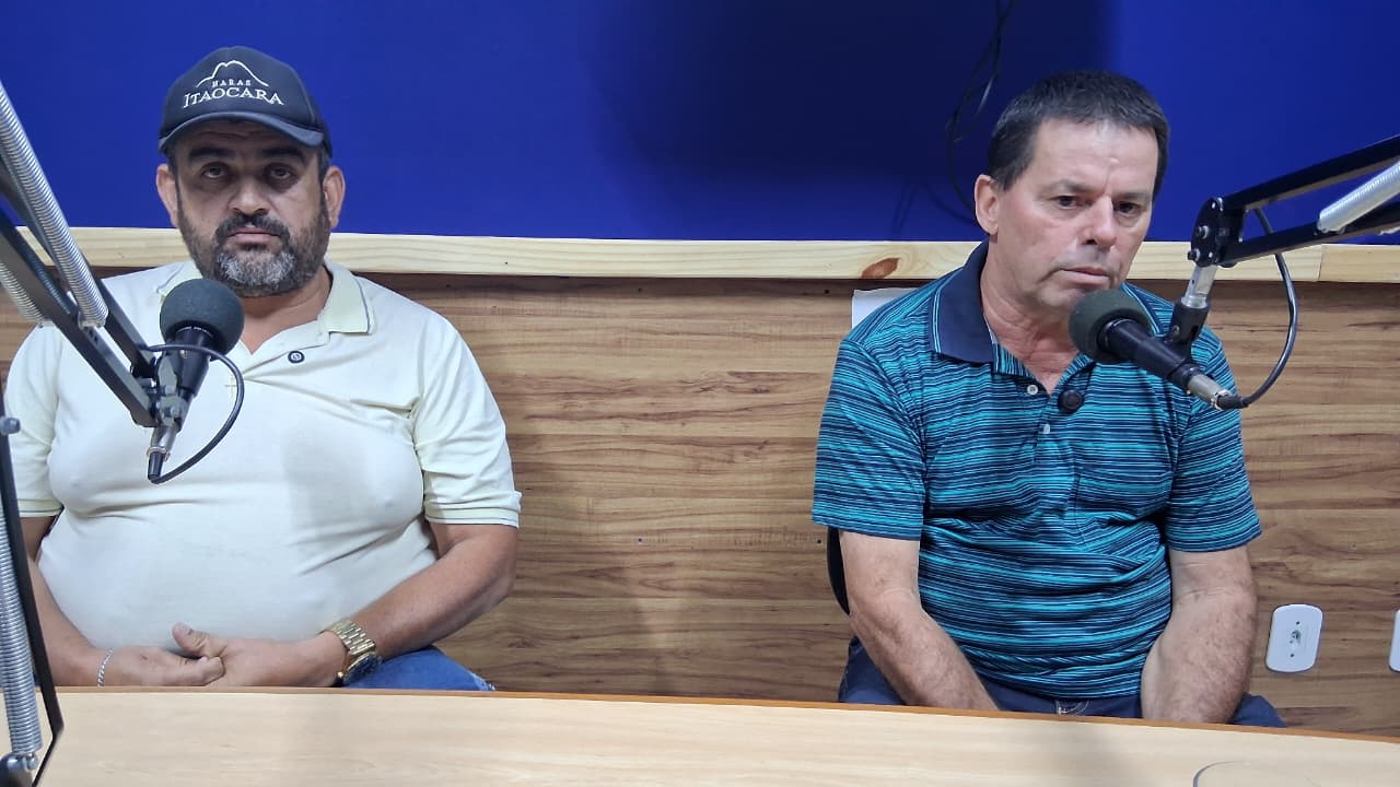 SECRETÁRIO E SUBSECRETÁRIO DE OBRAS DE ITAOCARA PRESTAM CONTAS NA RÁDIO EMBALO FM